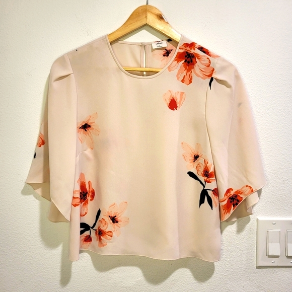Aritzia Tops - Wilfred small top